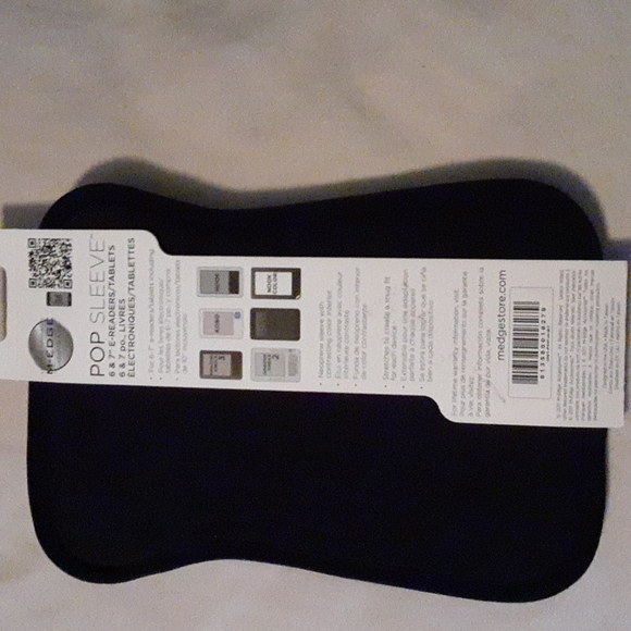 NWT M-Edge POP Sleeve for 6 & 7" E-Readers/ Tablets - Picture 3 of 6